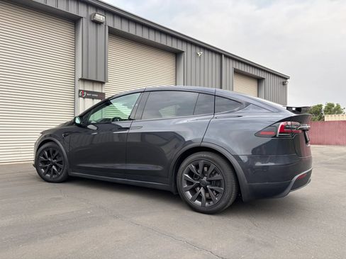 Used 2024 Tesla Model X AWD/4WD image 9