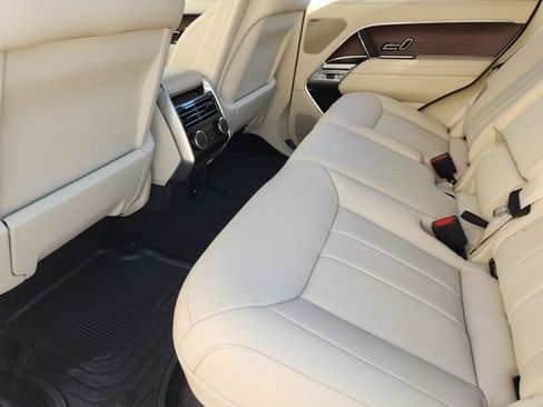 New 2026 Land Rover Range Rover SE image 20