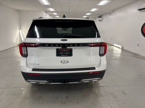New 2026 Ford Explorer Active w/ Active Comfort Package image 6