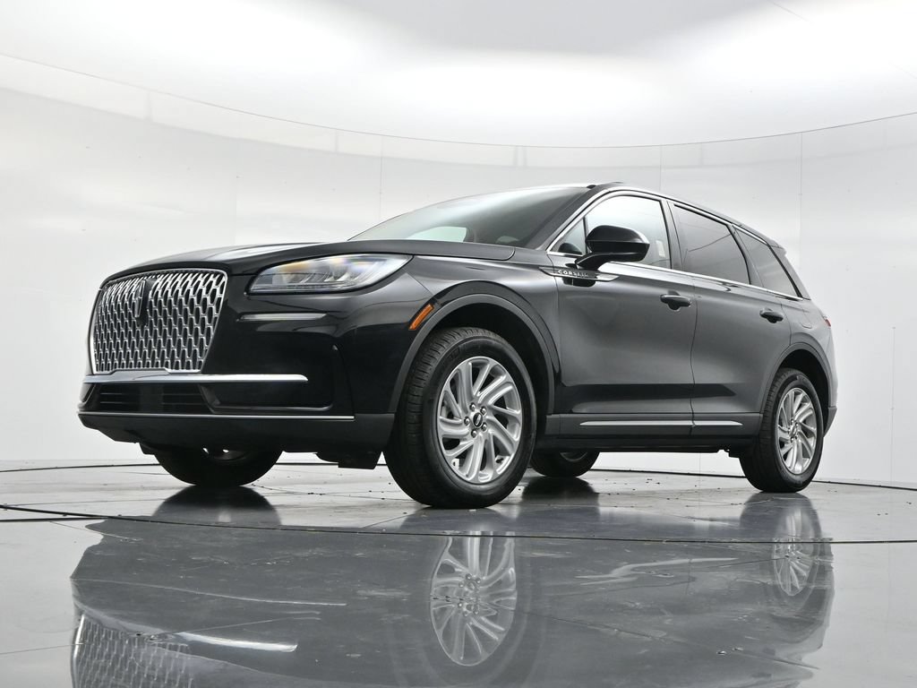 Used 2025 Lincoln Corsair AWD image 44