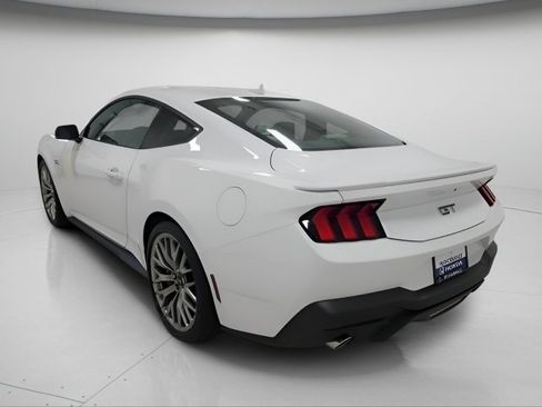 Used 2024 Ford Mustang GT Premium RWD image 8