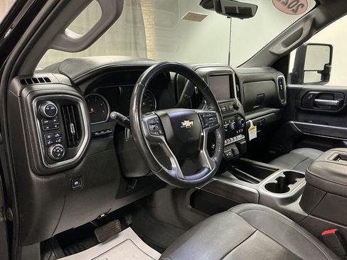 Used 2022 Chevrolet Silverado 2500 LTZ w/ Z71 Chrome Sport Edition AWD/4WD image 10