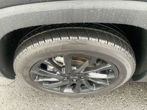 Certified 2023 GMC Terrain SLT w/ Elevation Edition AWD/4WD image 32