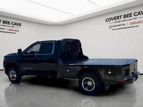 New 2026 GMC Sierra 3500 SLE w/ SLE Convenience Package image 6