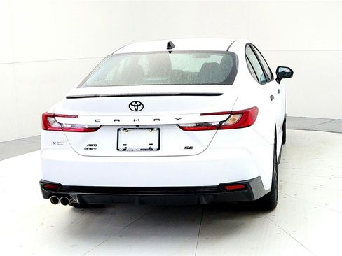 New 2026 Toyota Camry Hybrid image 5