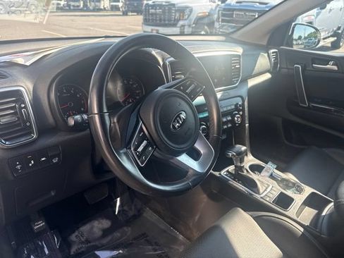 Used 2022 Kia Sportage EX AWD/4WD image 11
