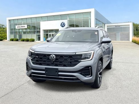 New 2026 Volkswagen Atlas SEL Premium R-Line AWD/4WD image 2