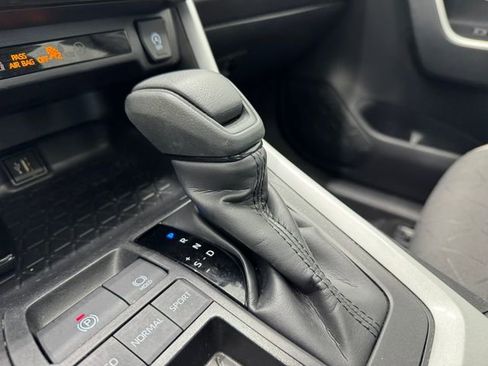 Used 2025 Toyota RAV4 XLE w/ Convenience Package FWD image 26