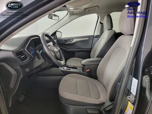 Certified 2022 Ford Escape SE w/ Cold Weather Package AWD/4WD image 13