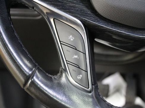 Used 2021 Cadillac XT5 Premium Luxury w/ LPO, Floor Liner Package AWD/4WD image 18