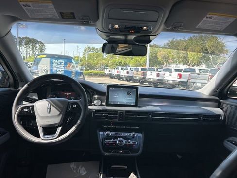 Used 2022 Lincoln Corsair FWD image 16