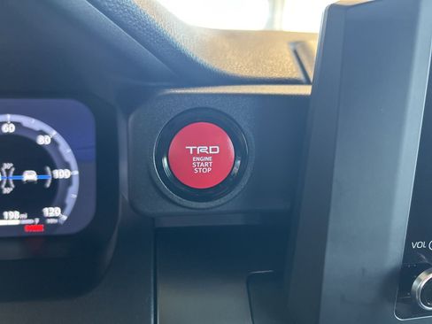 Used 2025 Toyota 4Runner TRD Sport image 28