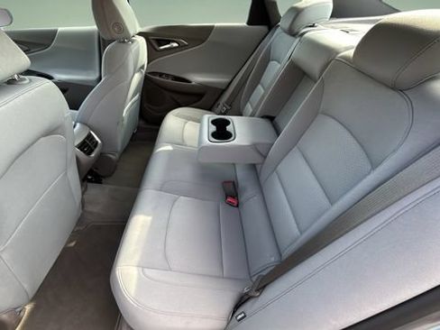 Used 2024 Chevrolet Malibu LT FWD image 19