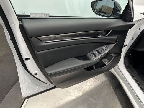 Certified 2022 Honda Accord Sport image 12