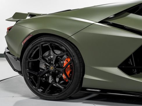 Used 2024 Lamborghini Revuelto AWD/4WD image 46