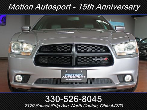 Used 2014 Dodge Charger R/T image 3