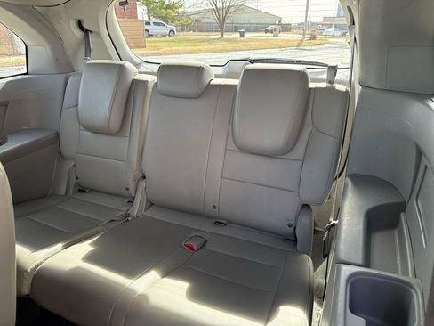 Used 2015 Honda Odyssey EX-L image 42