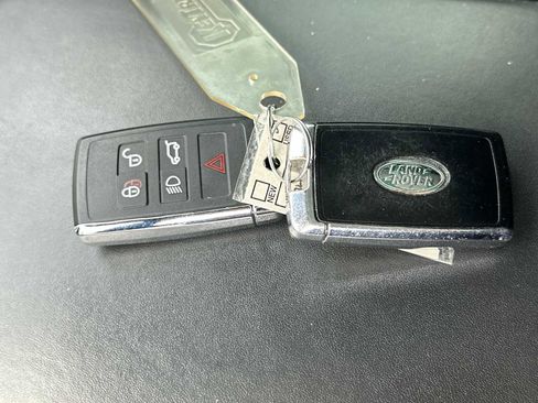Used 2020 Land Rover Range Rover Sport HST AWD/4WD image 34