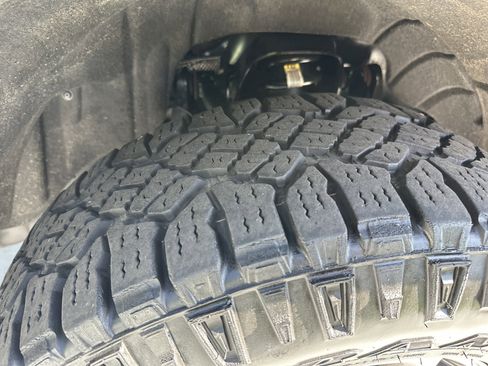 Used 2022 GMC Canyon AT4 w/ Driver Alert Package image 12