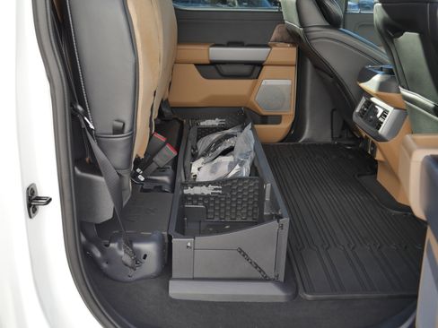 Used 2024 Ford F250 Lariat w/ Lariat Ultimate Package image 33