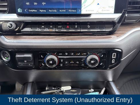 Used 2024 Chevrolet Silverado 1500 LT Trail Boss w/ Protection Package image 31