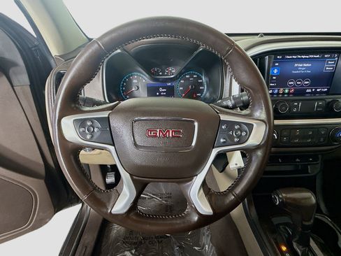 Used 2020 GMC Canyon SLE w/ SLE Convenience Package image 13