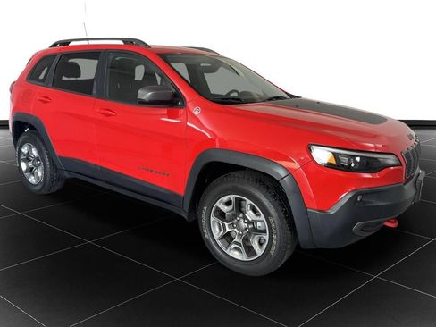 Used 2019 Jeep Cherokee Trailhawk AWD/4WD image 7