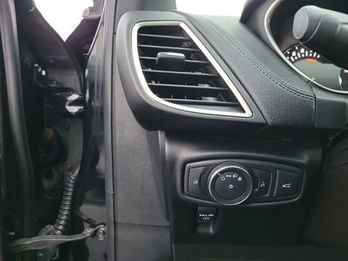 Used 2018 Lincoln MKX Reserve w/ Lincoln MKX Climate Package image 21