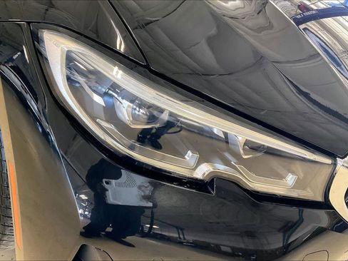 Certified 2022 BMW 330i Sedan w/ Premium Package image 25