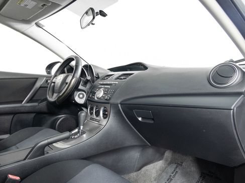 Used 2011 MAZDA MAZDA3 i Sport image 25
