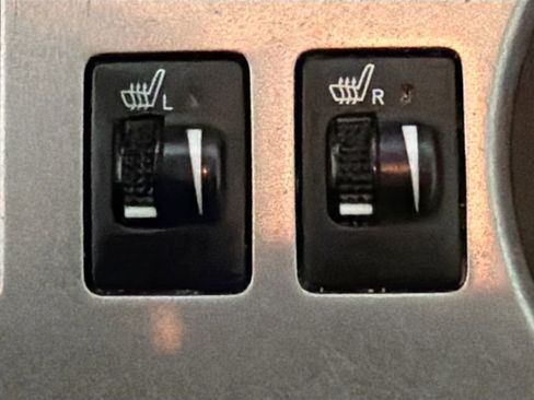 Used 2012 Toyota 4Runner SR5 w/ Premium Pkg image 23