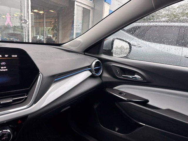 Used 2024 Chevrolet Trax LT w/ Driver Confidence Package FWD image 6