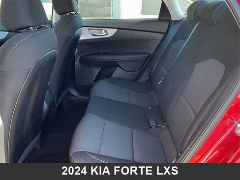 Certified 2024 Kia Forte LXS w/ LXS Technology Package image 13