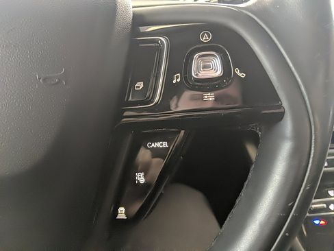 Used 2020 Lincoln Corsair Reserve w/ Equipment Group 201A image 20