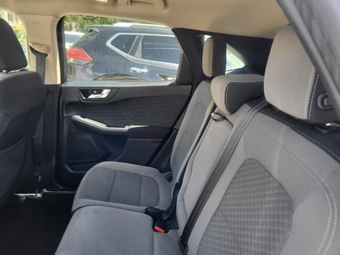 Used 2020 Ford Escape SE FWD image 37