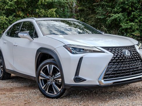 Used 2019 Lexus UX 200 FWD image 7