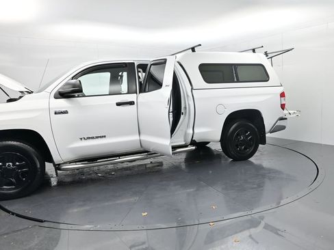 Used 2016 Toyota Tundra SR5 image 64