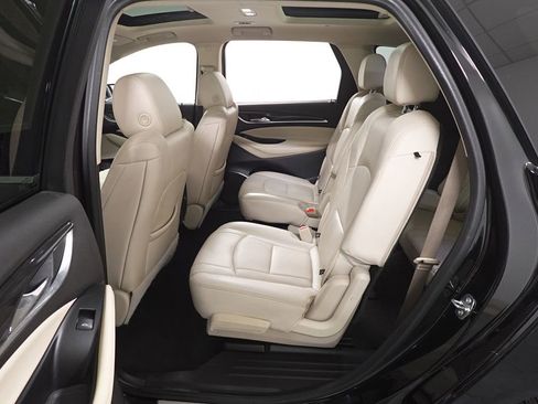 Used 2022 Buick Enclave Essence w/ Experience Buick Package image 24