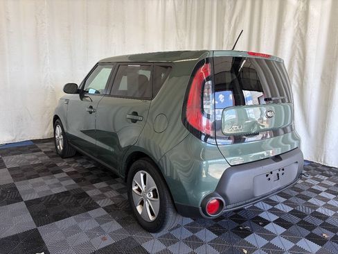 Used 2014 Kia Soul FWD image 5