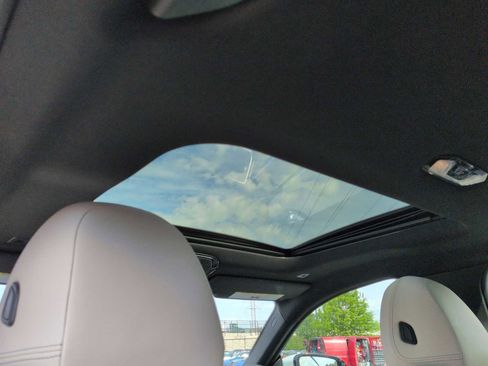 Certified 2022 BMW i4 eDrive40 w/ M Sport Package RWD image 23