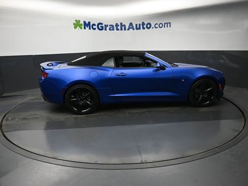 Used 2018 Chevrolet Camaro LT RWD image 7