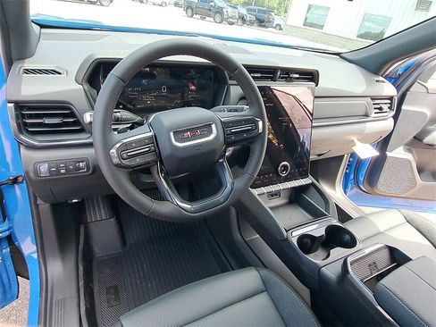 New 2026 GMC Terrain AT4 w/ Convenience Package III image 16