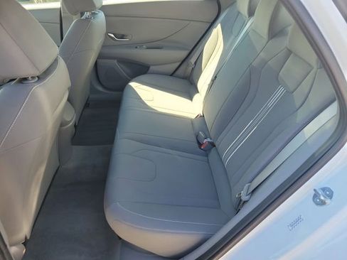 Certified 2023 Hyundai Elantra Blue FWD image 21