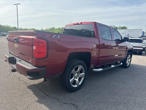 Used 2018 Chevrolet Silverado 1500 LT w/ All Star Edition AWD/4WD image 3