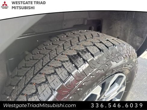 Used 2023 GMC Canyon AT4 w/ LPO, Skid Plate Package image 29