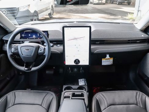 New 2025 Ford Mustang Mach-E Premium image 12