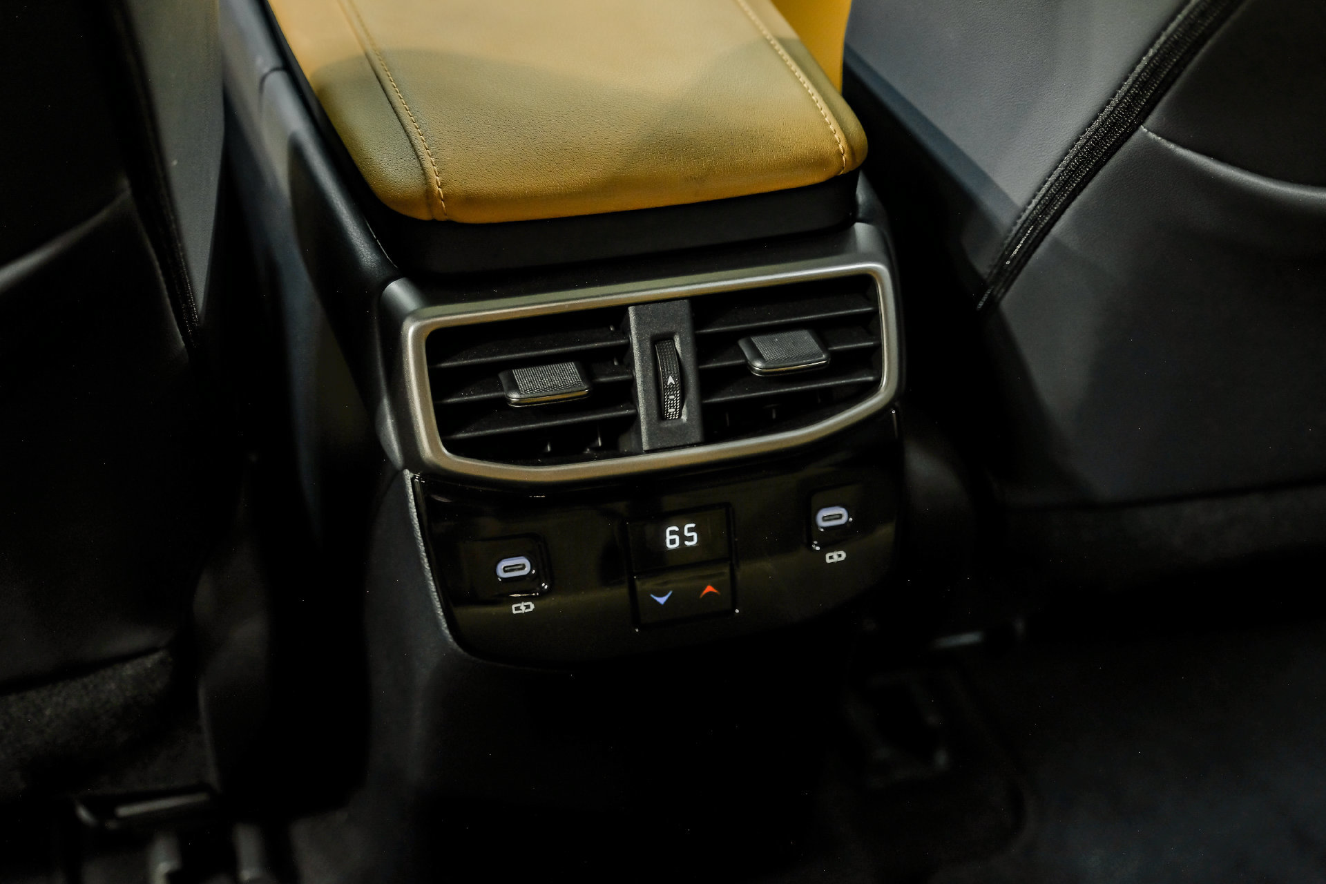 Used 2024 Lexus RX 350 Premium w/ Cold Area Package FWD image 41