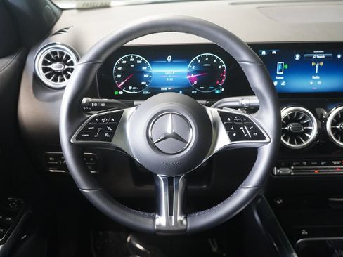 Used 2026 Mercedes-Benz GLA 250 4MATIC image 15