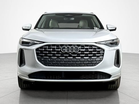 Used 2025 Audi Q5 Premium w/ Convenience Package AWD/4WD image 8