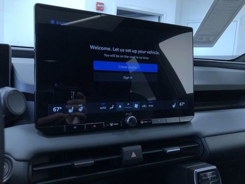 New 2026 Toyota RAV4 XSE AWD/4WD image 28